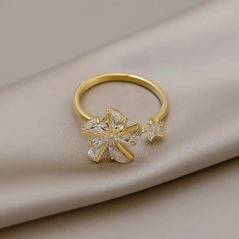 Charming 360° Rotating Crystal Windmill Ring - Fade-Resistant, Exquisite Jewelry