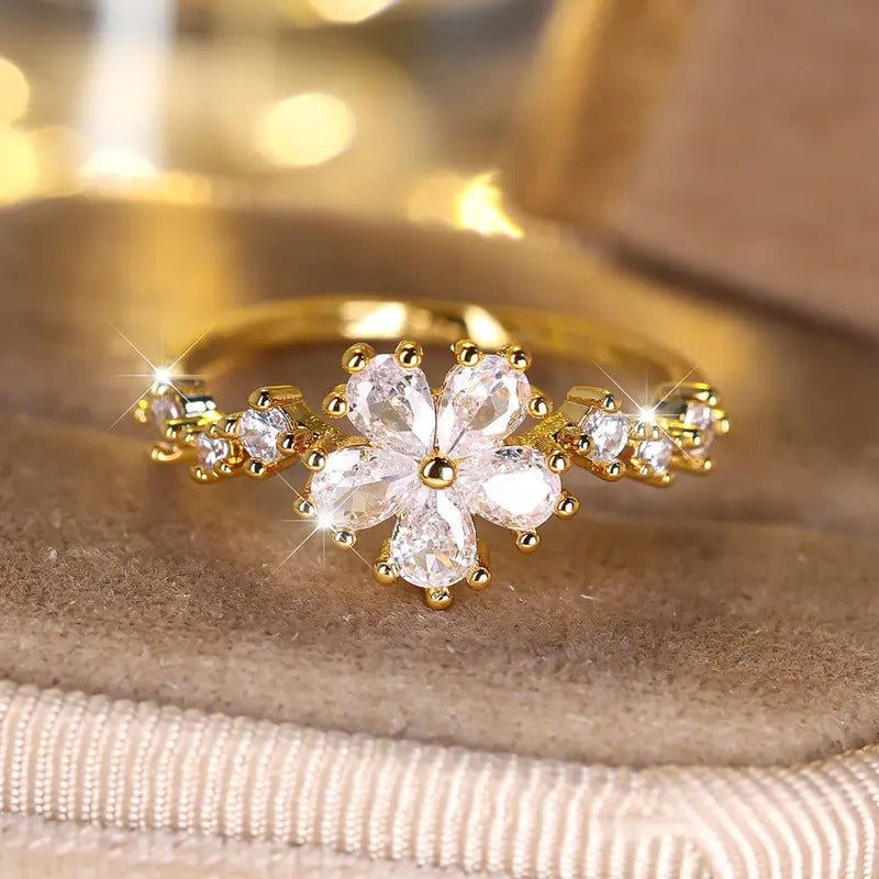 zirconia Chic Ring Sparkling Flower Design Paved Shining