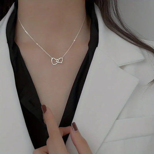 1pc Simple Cool Style Peach Heart Double Heart Necklace for Women with Interlocking Rings Small Love Clavicle Chain