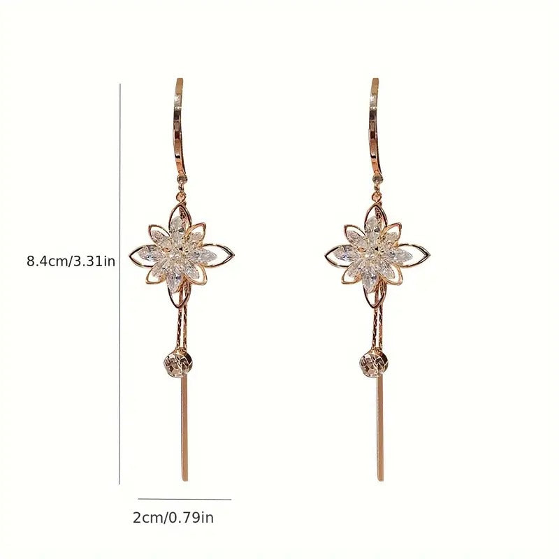 S925 Silvery Needle Snowflake Flower Stud Earrings, a Trendy And High-End Long Ice Flower Tassel Earring for Spring And Summer 2025, Featuring a Stylish And Ethereal Design, Perfect As a Valentine'S Day Jewelry Gift for Everyday Wear.