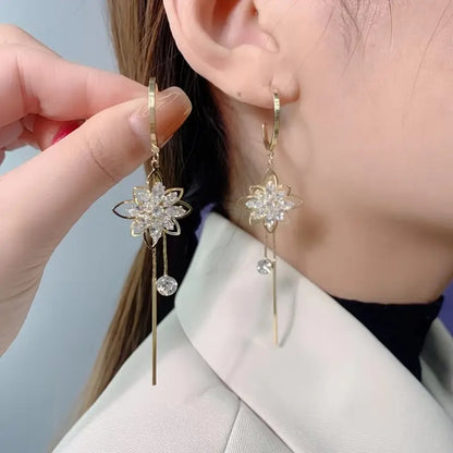 S925 Silvery Needle Snowflake Flower Stud Earrings, a Trendy And High-End Long Ice Flower Tassel Earring for Spring And Summer 2025, Featuring a Stylish And Ethereal Design, Perfect As a Valentine'S Day Jewelry Gift for Everyday Wear.